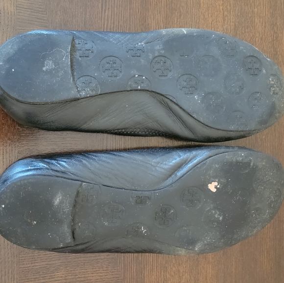 2 pair Tory Burch Reva flats size 7 1/2 - Picture 4 of 6